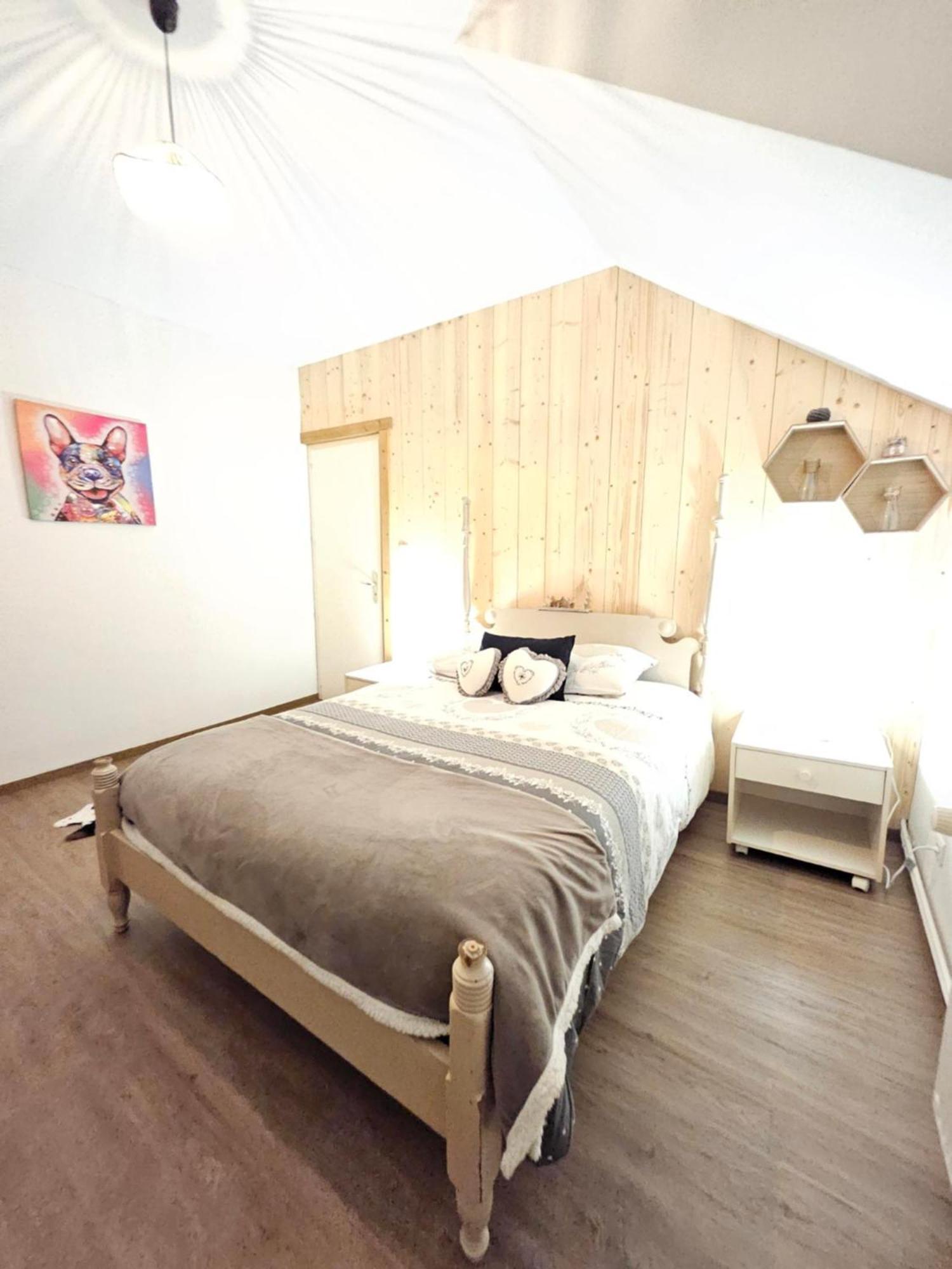 Gite Eglantine 2 A 6 Personnes Avec Spa Et Salle De Jeux Dans La Residence Ventron Eksteriør billede