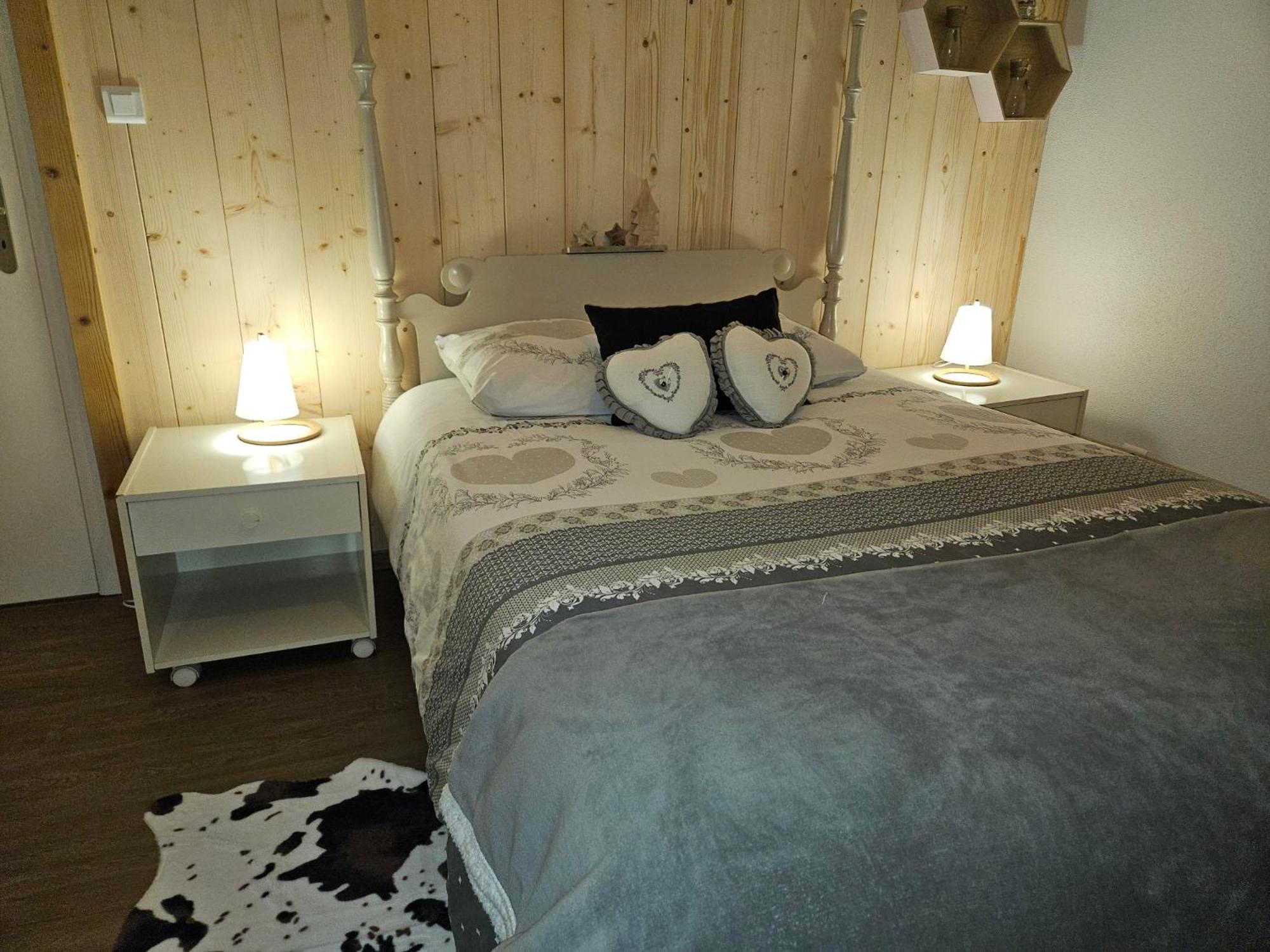 Gite Eglantine 2 A 6 Personnes Avec Spa Et Salle De Jeux Dans La Residence Ventron Eksteriør billede