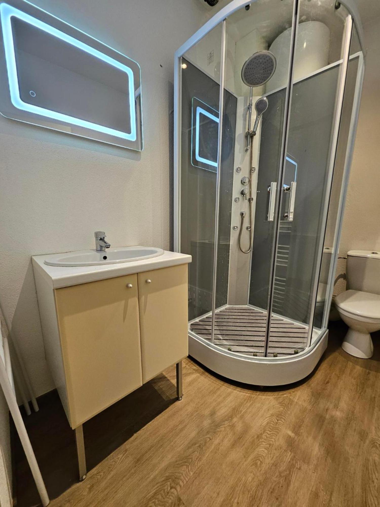 Gite Eglantine 2 A 6 Personnes Avec Spa Et Salle De Jeux Dans La Residence Ventron Eksteriør billede